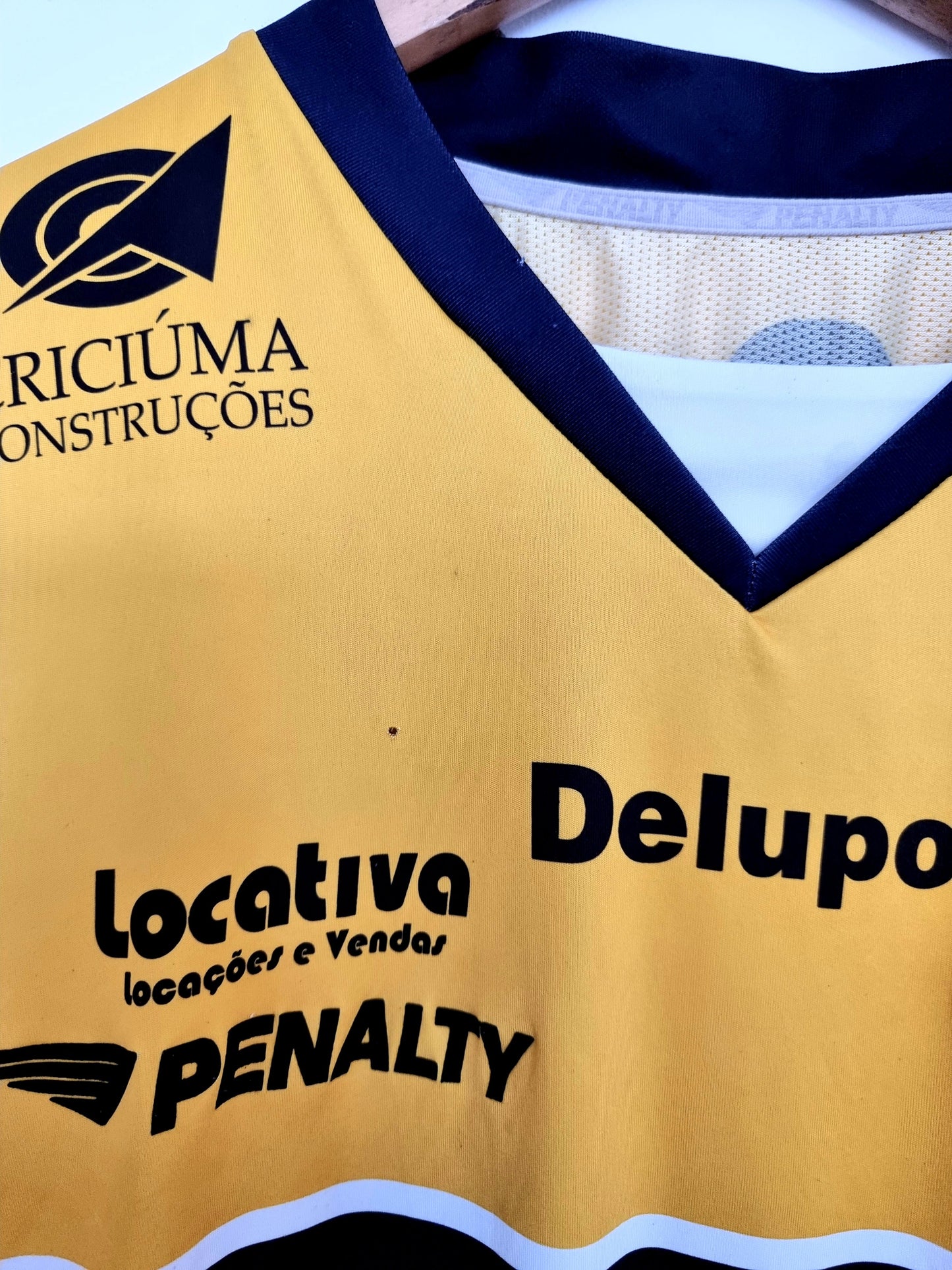 Penalty Criciuma EC 2010 Home Shirt Large