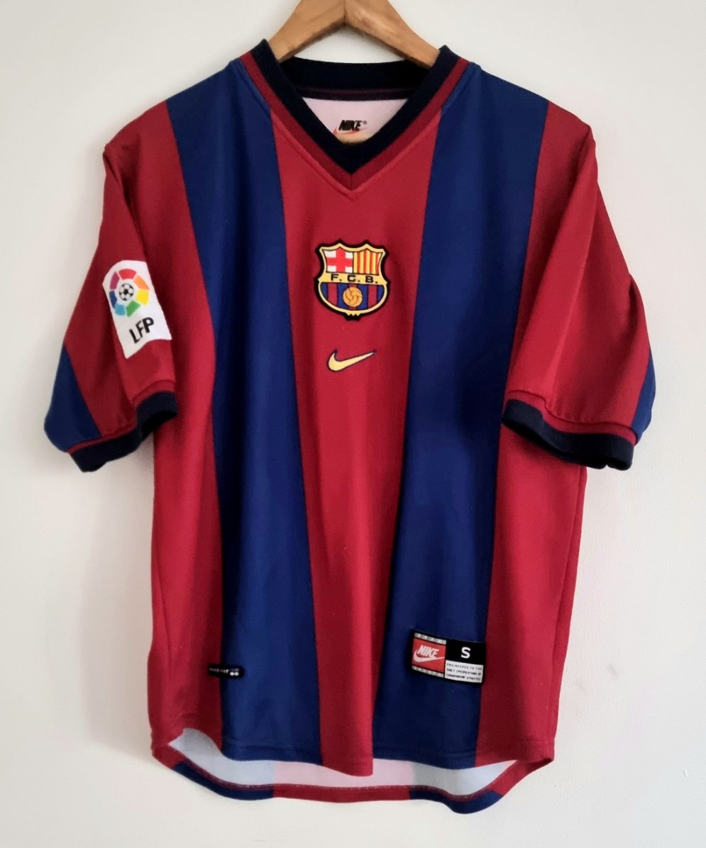 Nike Barcelona 98/00 'Cocu 15' Home Shirt Small
