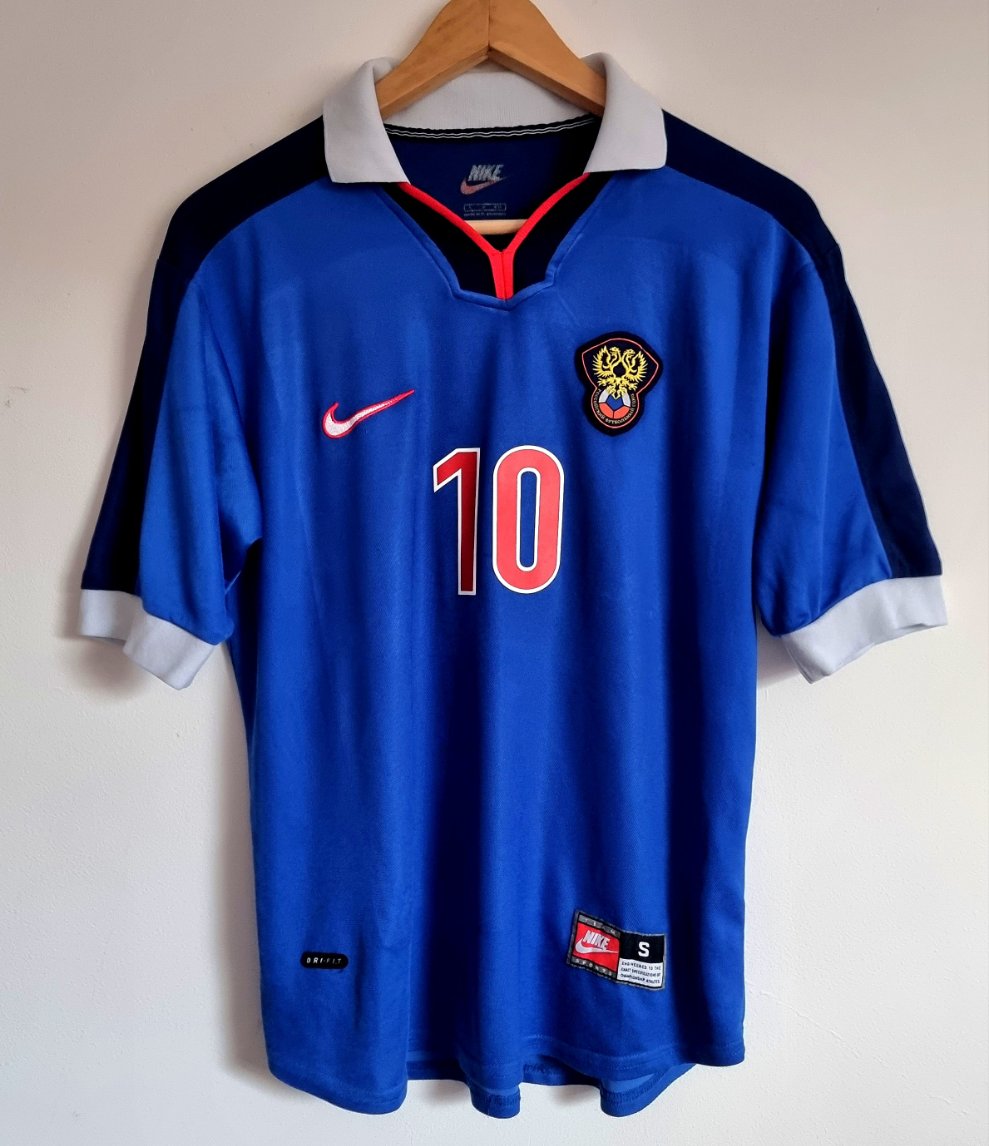 Nike Russia 98/00 '10 (Mostovoi) Away Shirt Small