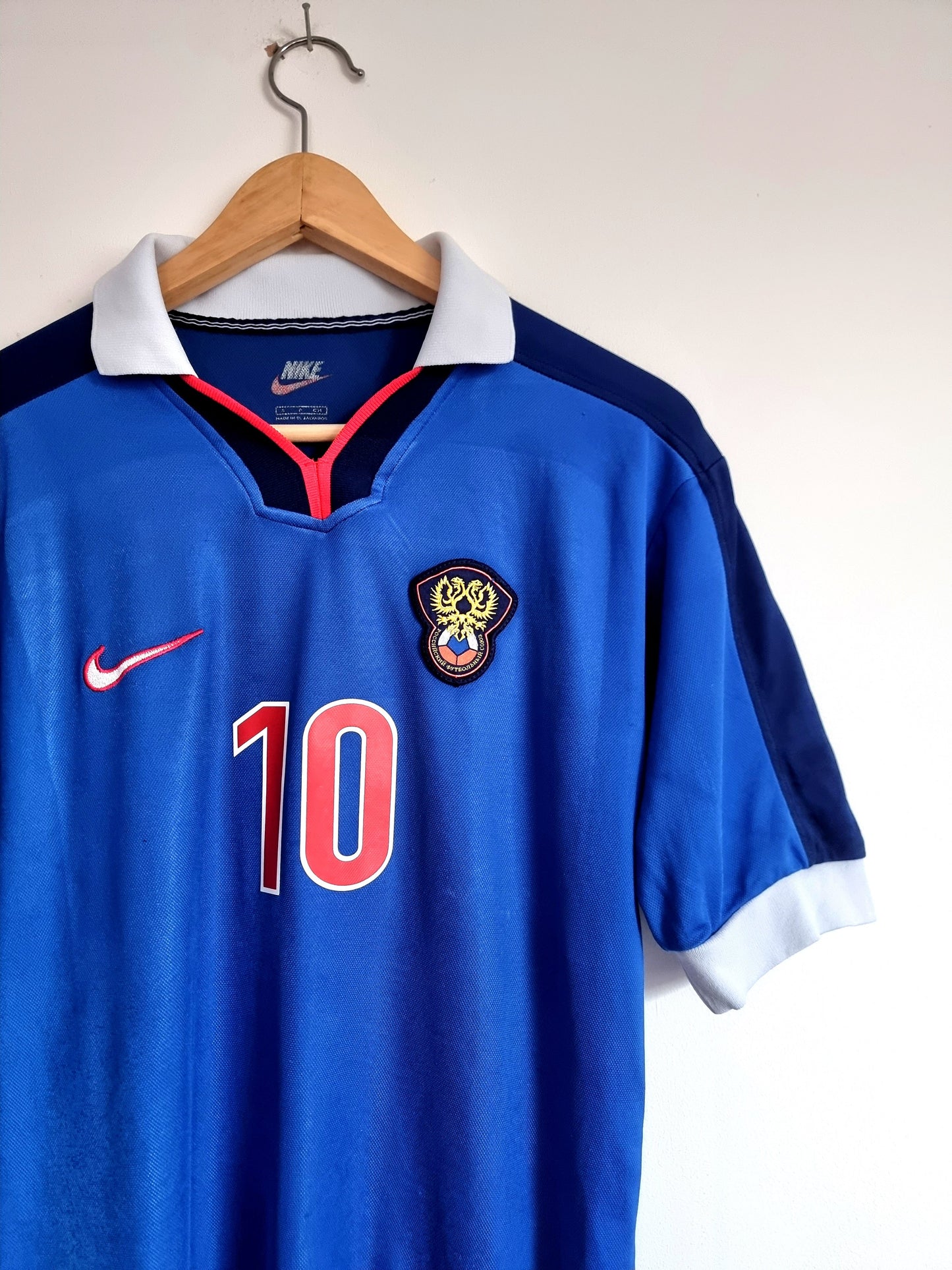 Nike Russia 98/00 '10 (Mostovoi) Away Shirt Small