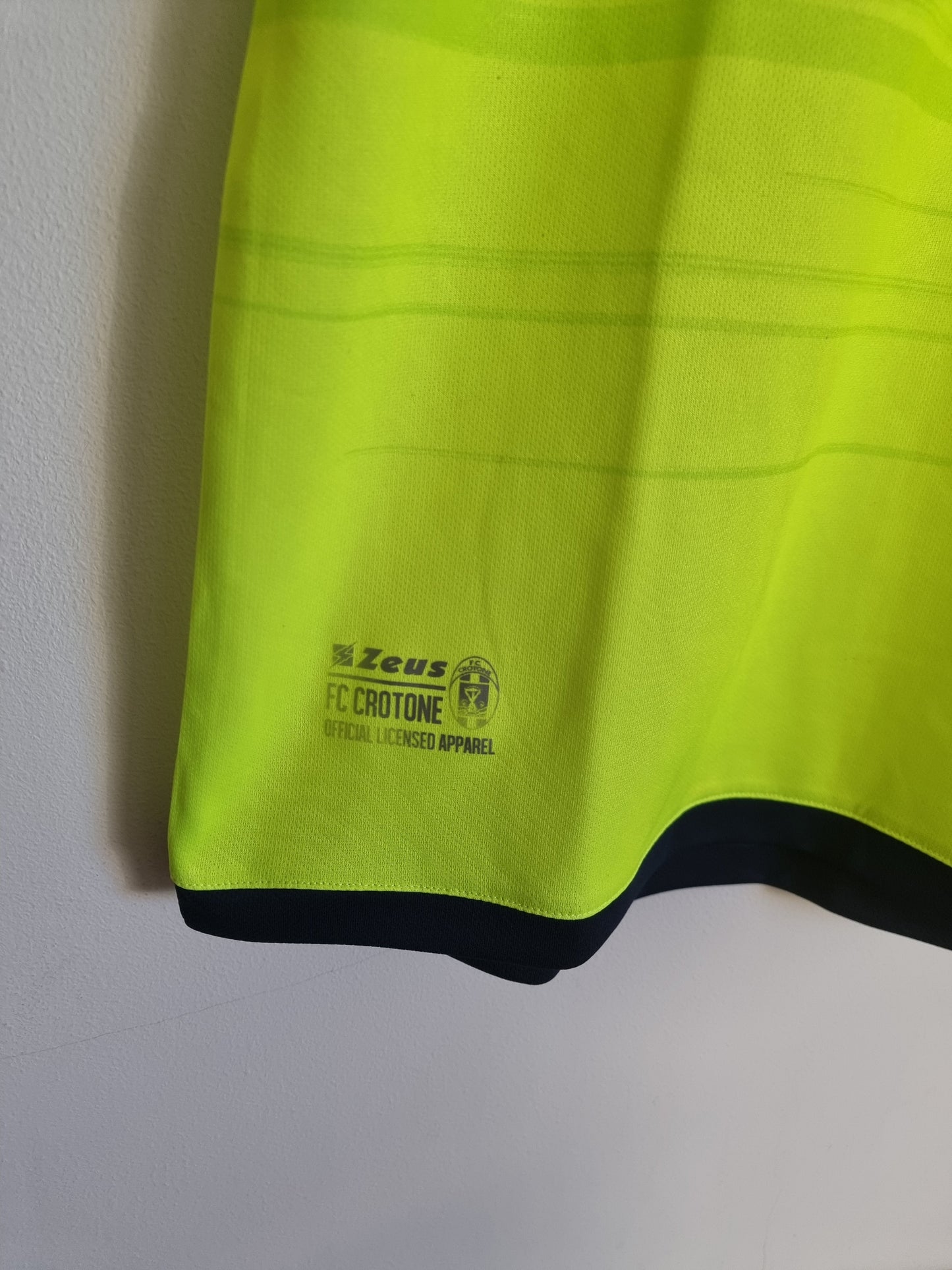 Zeus FC Crotone Training Shirt XL