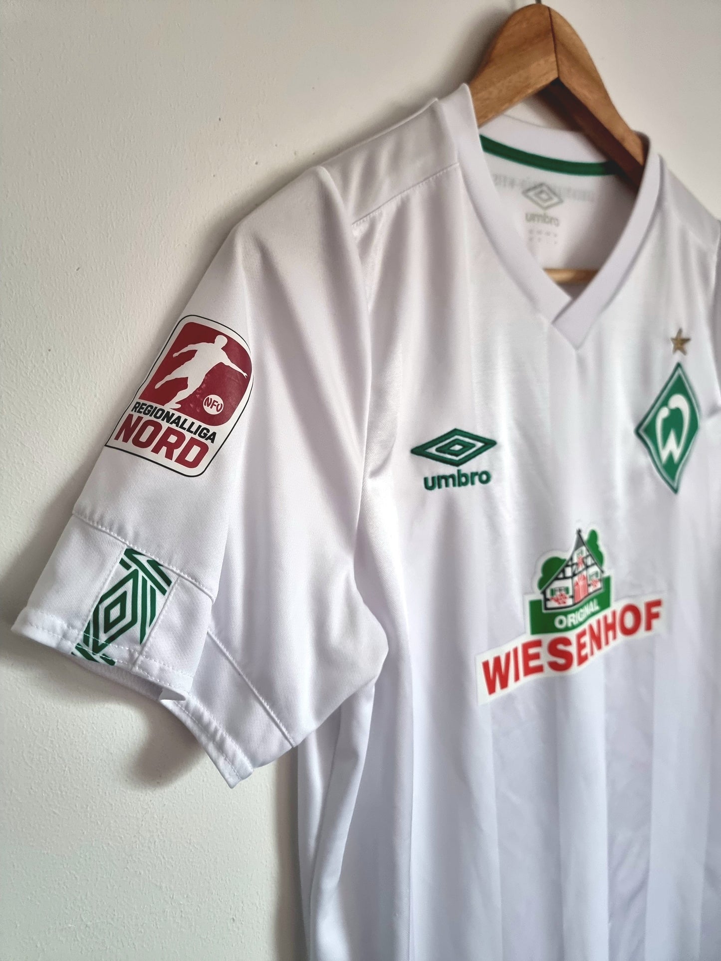 Umbro Werder Bremen 2 U23 19/20 Regionalliga Away Shirt Medium