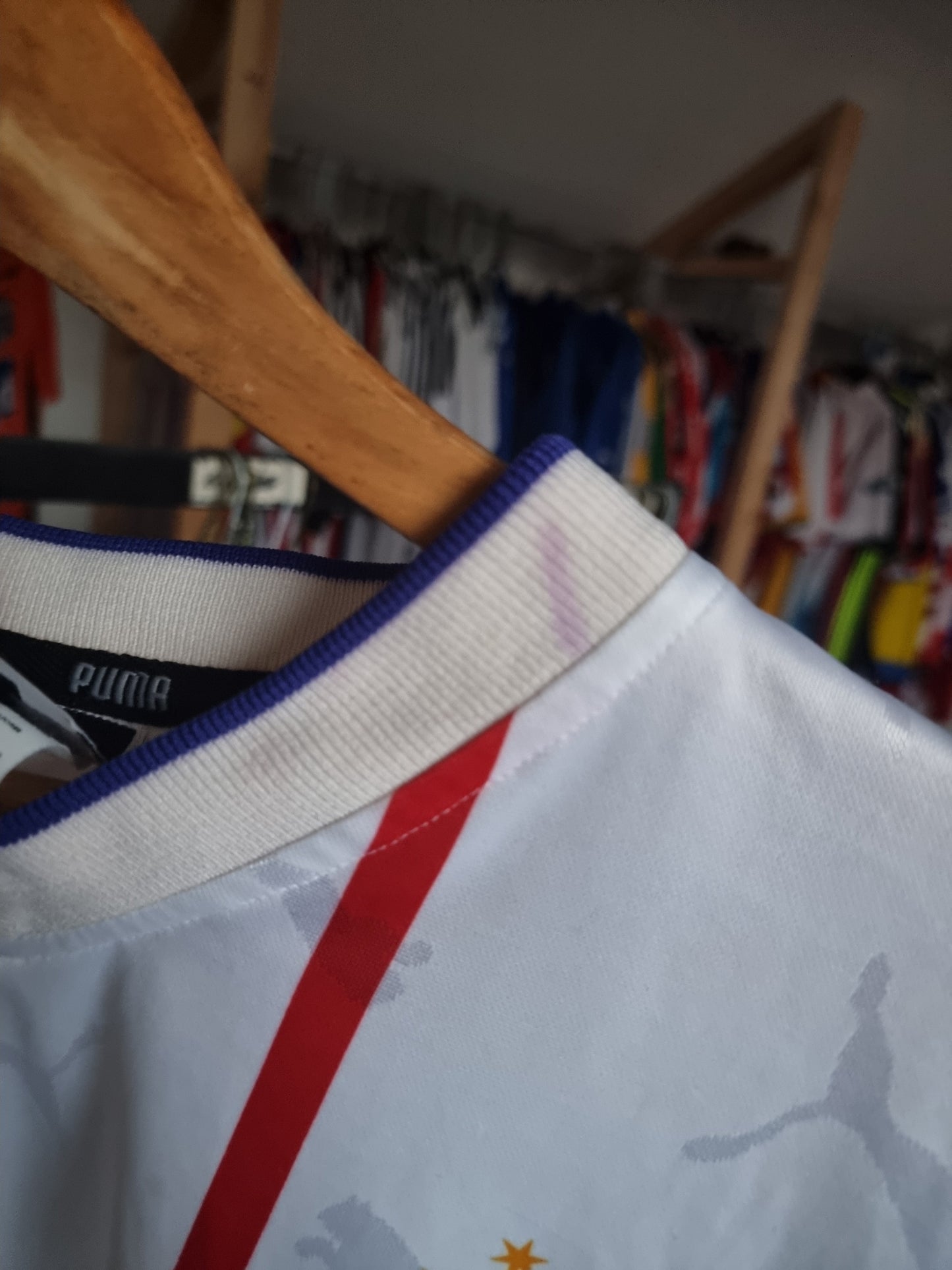 Puma S.D. Quito 02/03 Away Shirt Large