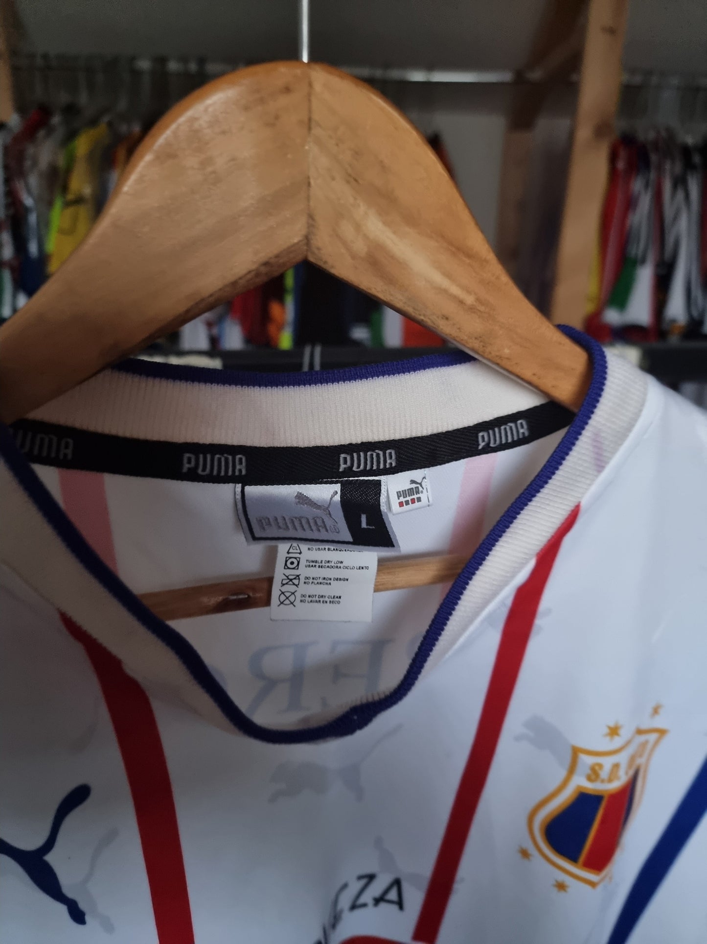 Puma S.D. Quito 02/03 Away Shirt Large