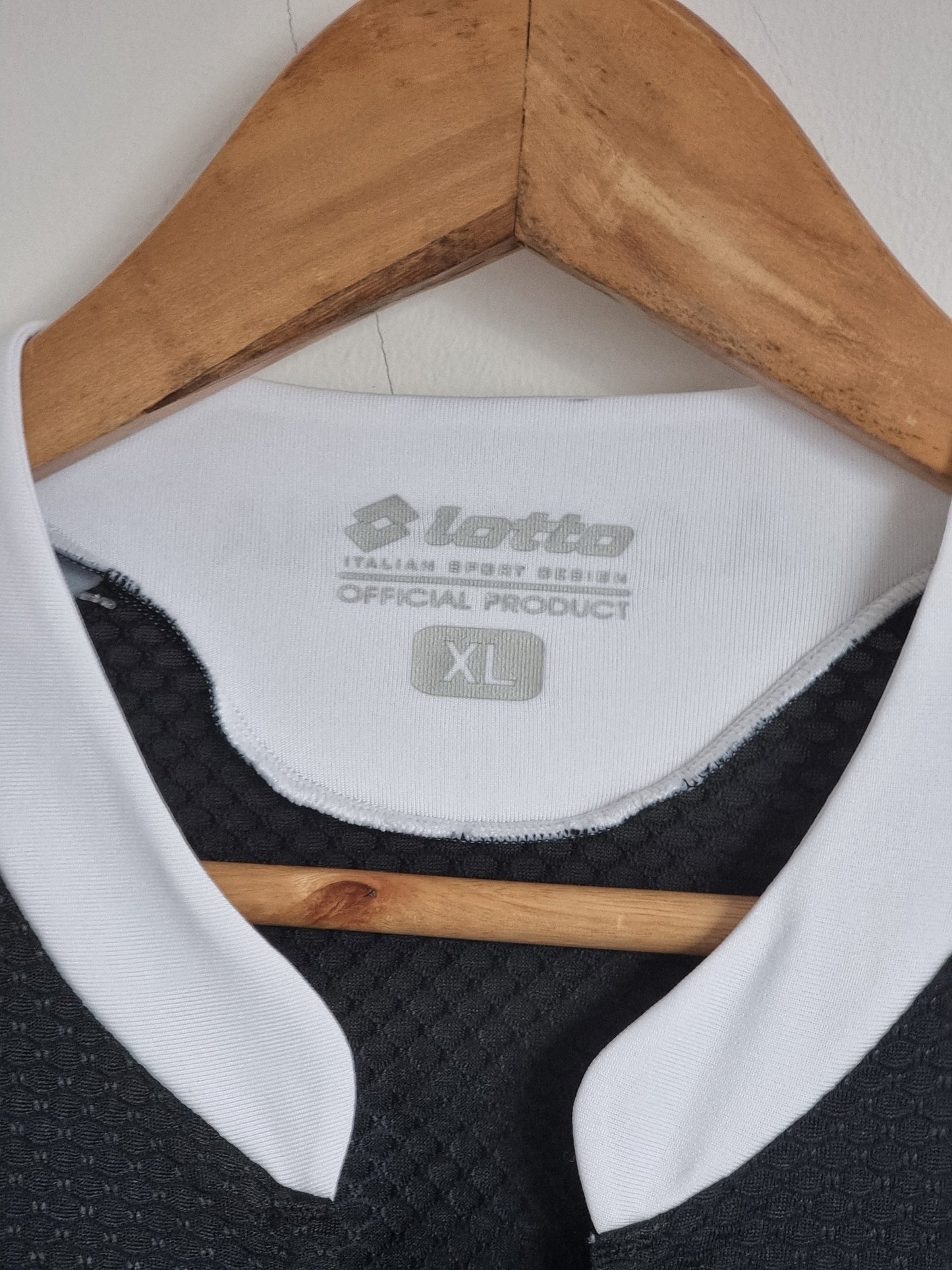 Lotto A.C. Cesena 15/16 'Kessie 30' Away Shirt XL