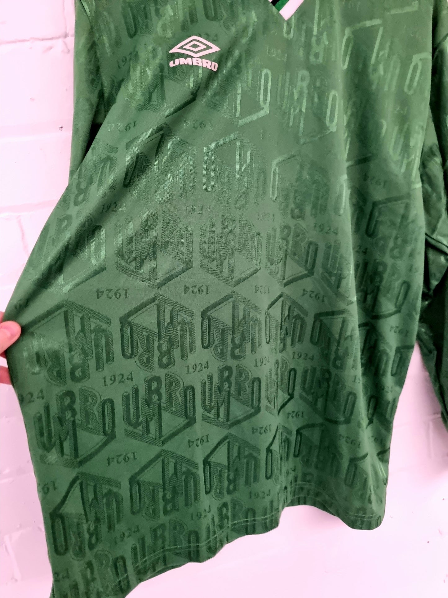 Umbro Vintage 90s Long Sleeve Template Shirt XL