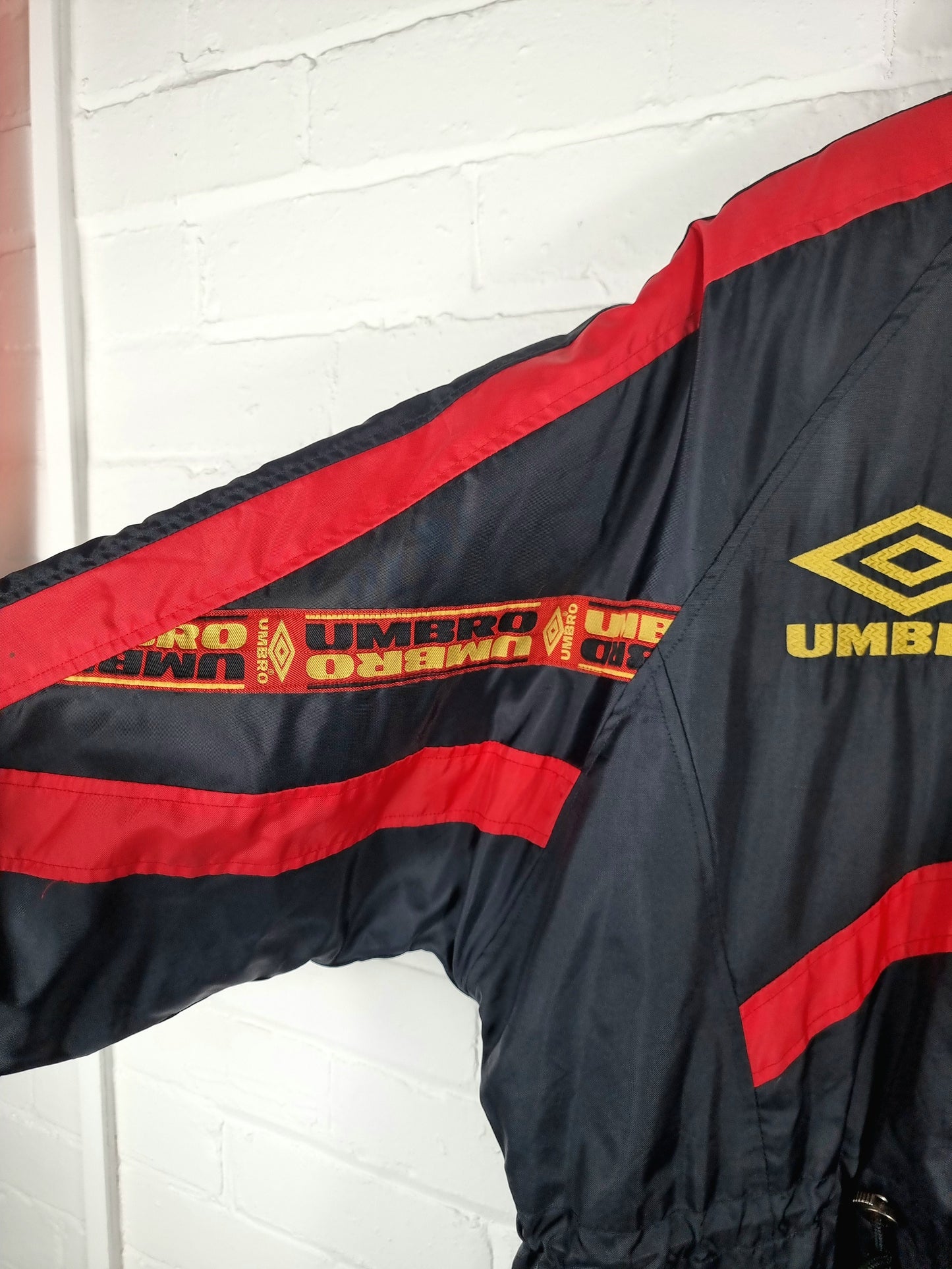 Umbro Manchester United 1996/97 Bench Coat Large
