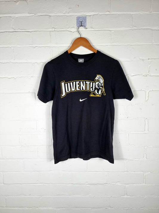 Nike Juventus 2009/10 Leisure T-Shirt Small