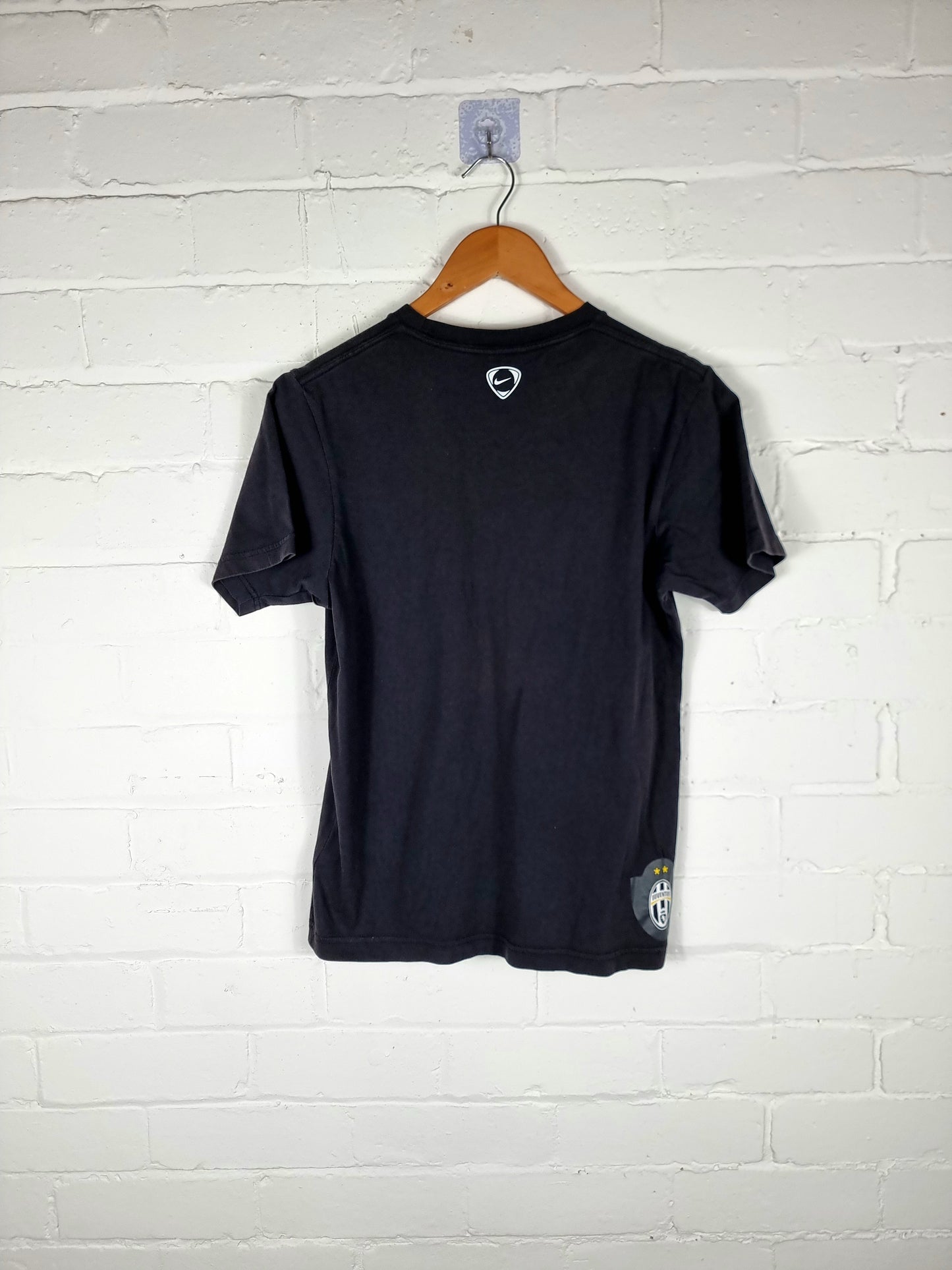 Nike Juventus 2009/10 Leisure T-Shirt Small