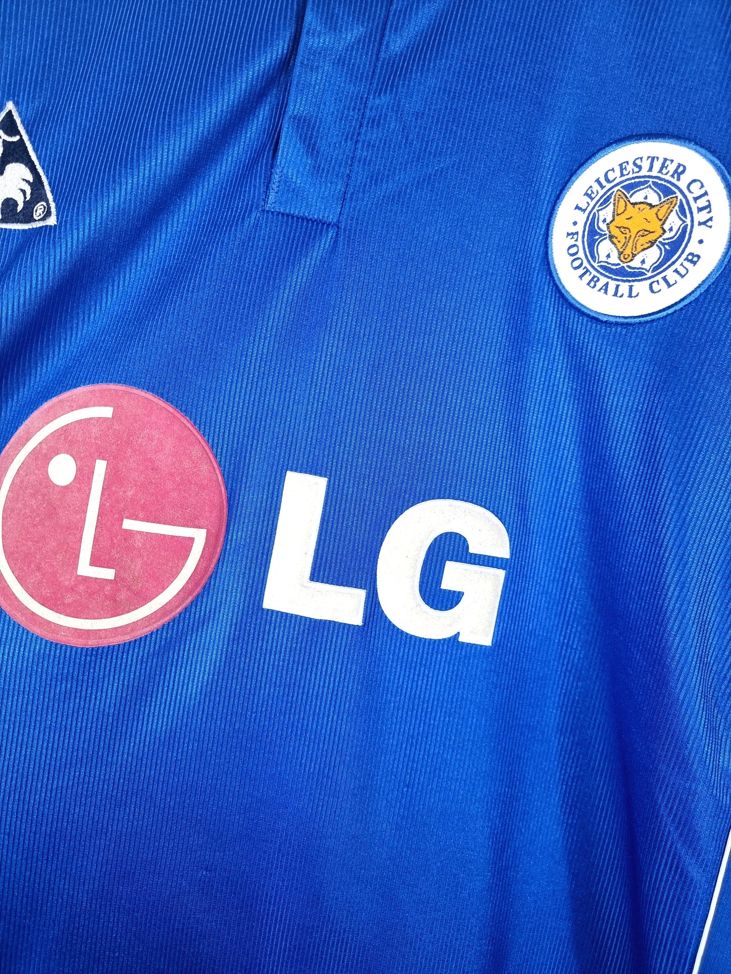 Le Coq Sportif Leicester City 2001/02 'Scowcroft 10' Signed Home Shirt XL