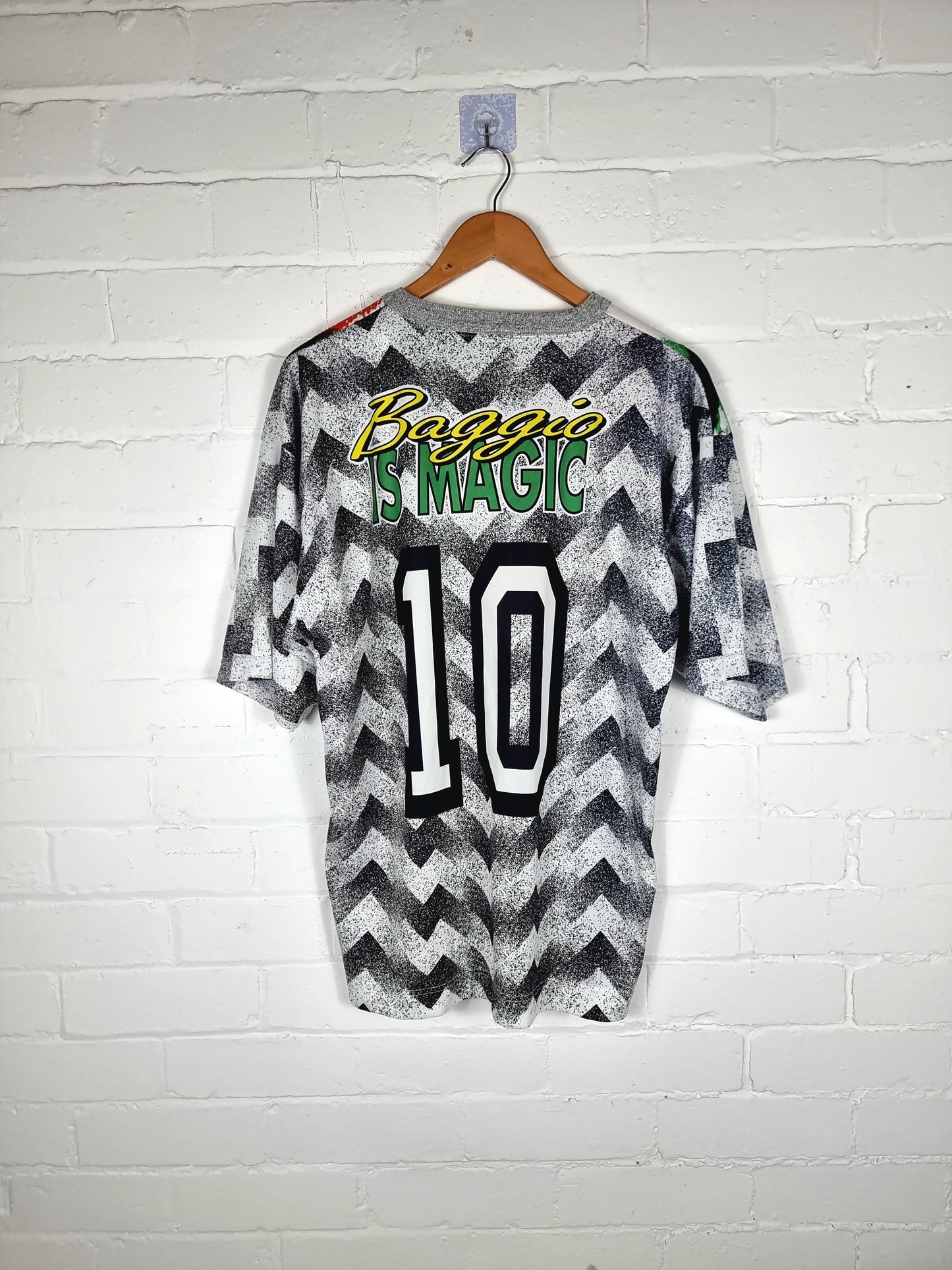 Juventus 1990s Bootleg Roberto Baggio Graphic Print Football Shirt XL