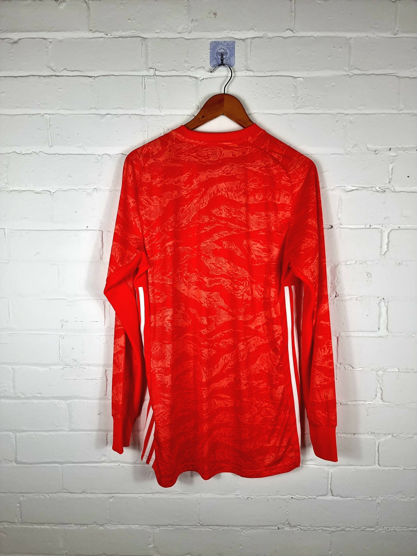 Adidas Scotland 2018/2020 Long Sleeve Goalkeeper Shirt Medium