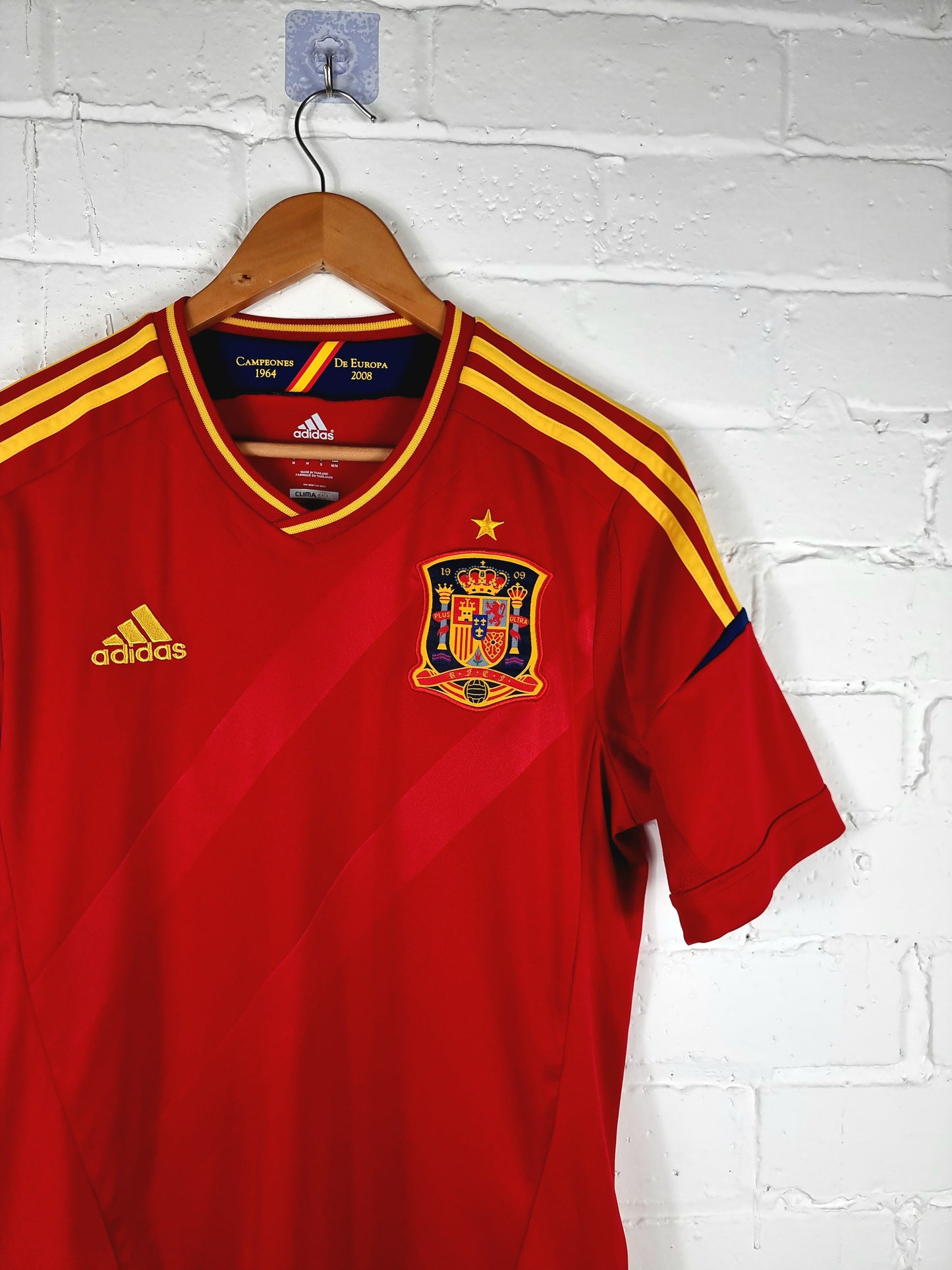 Adidas Spain 2012/13 Home Shirt Medium