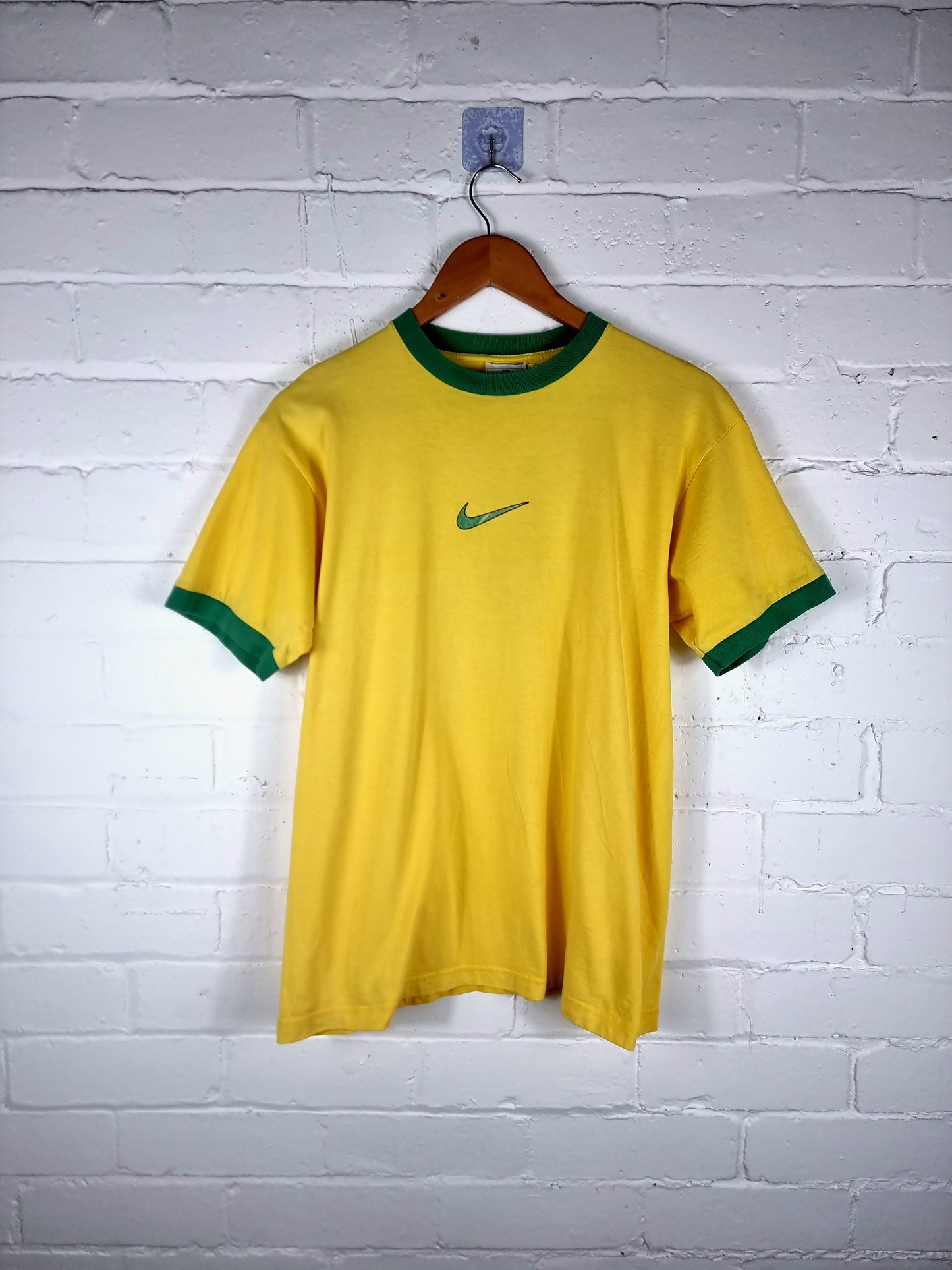 Nike Brazil 1998/00 R9 Leisure T-Shirt Small