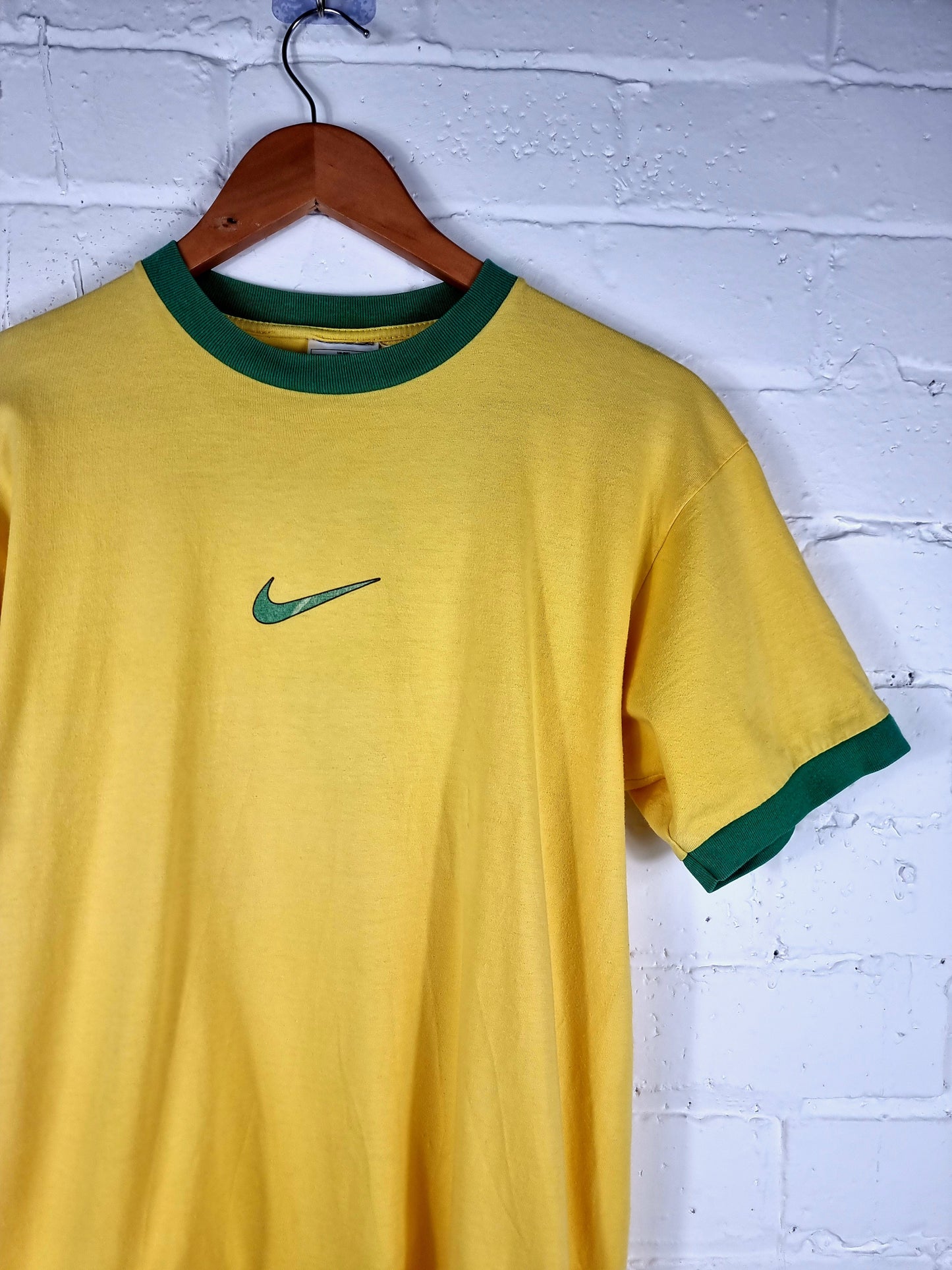 Nike Brazil 1998/00 R9 Leisure T-Shirt Small