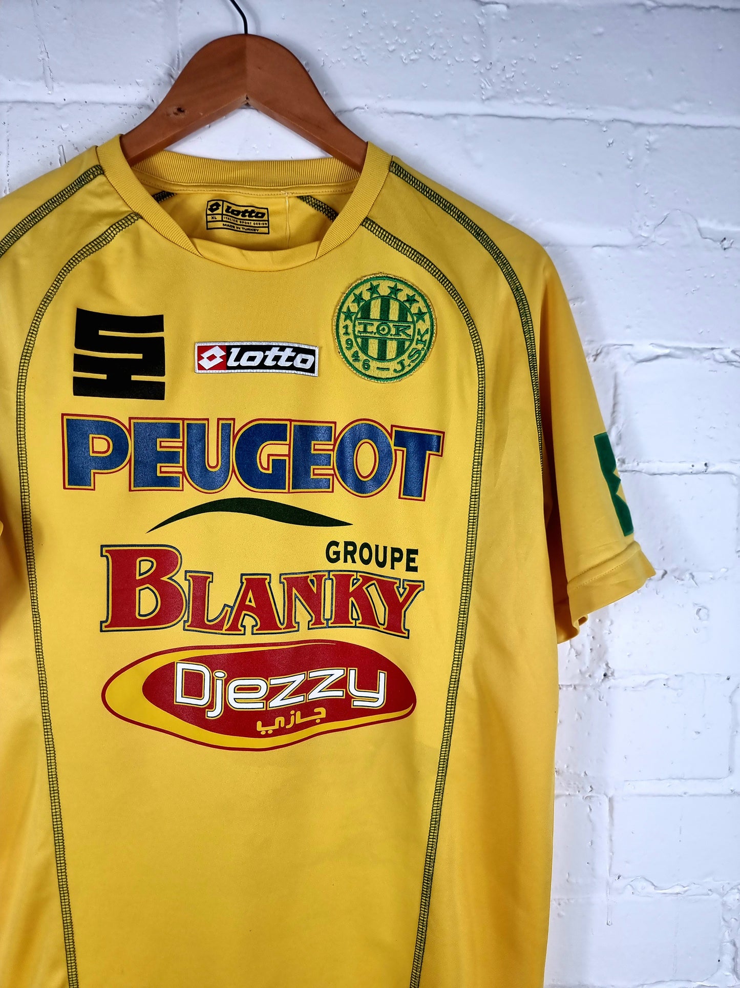 Lotto JS Kabylie 2010/11 Home Shirt Large