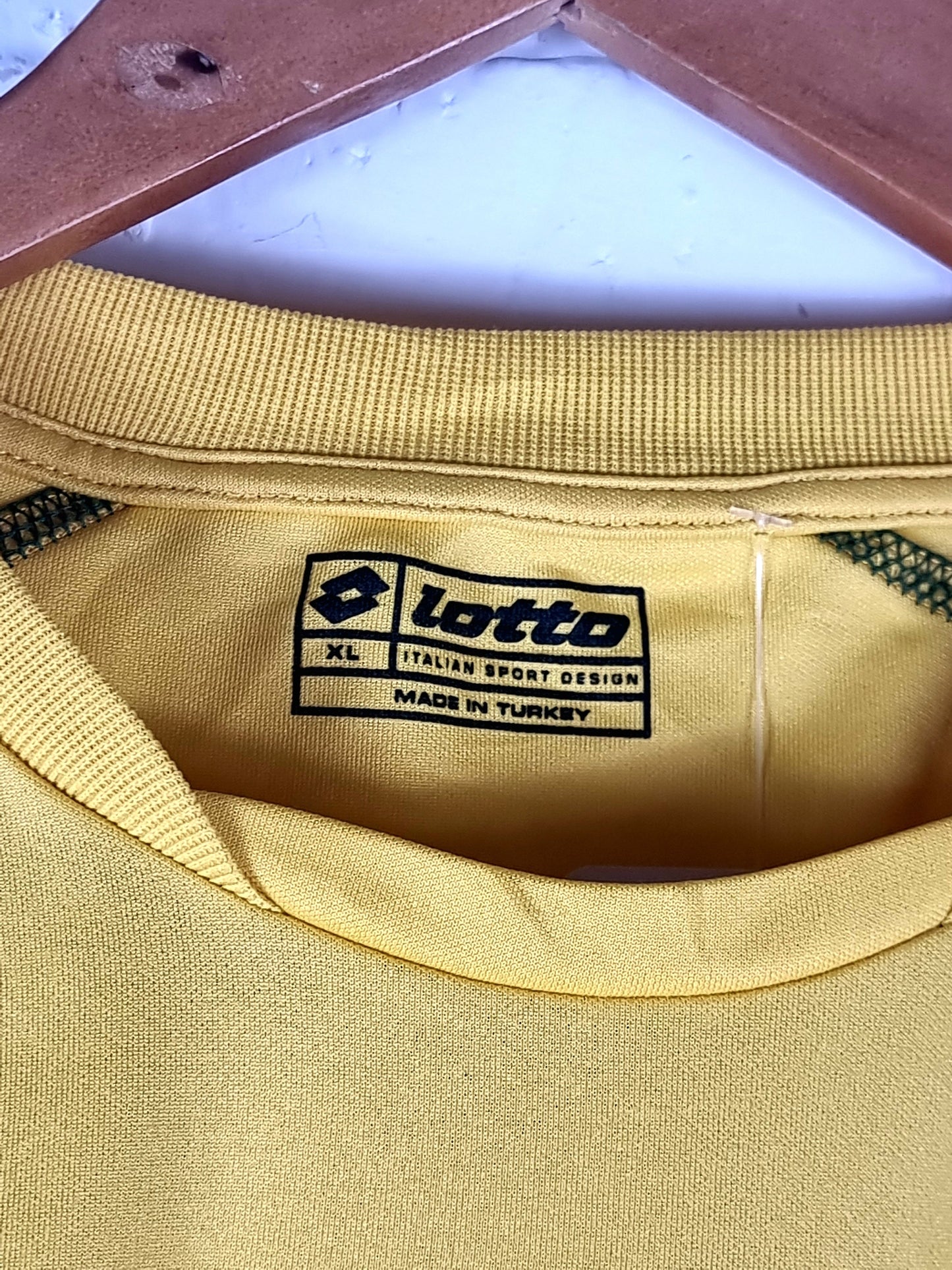Lotto JS Kabylie 2010/11 Home Shirt Large
