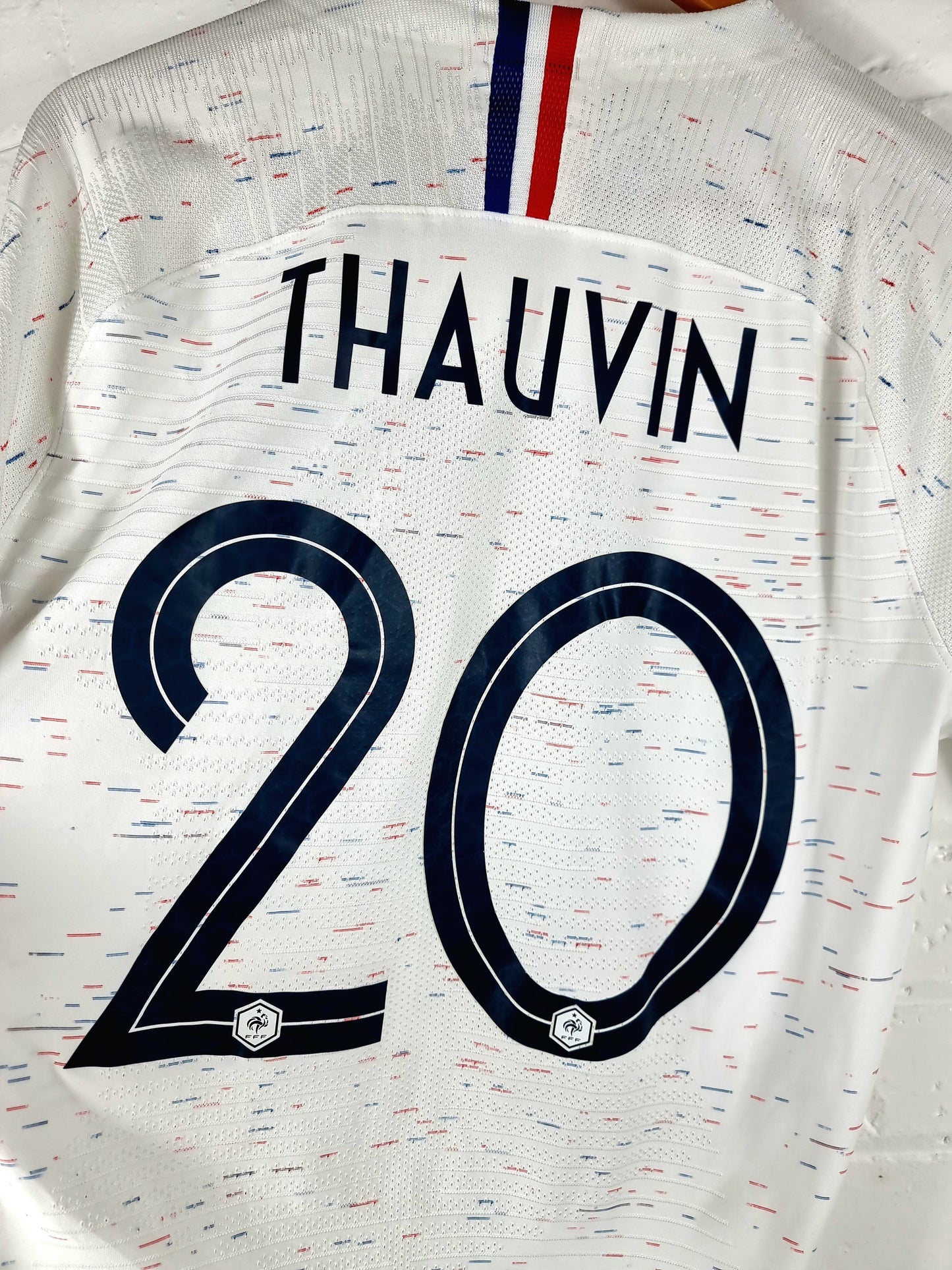 Nike France 2018/19 'Thauvin 20' Player Spec Away Shirt Large