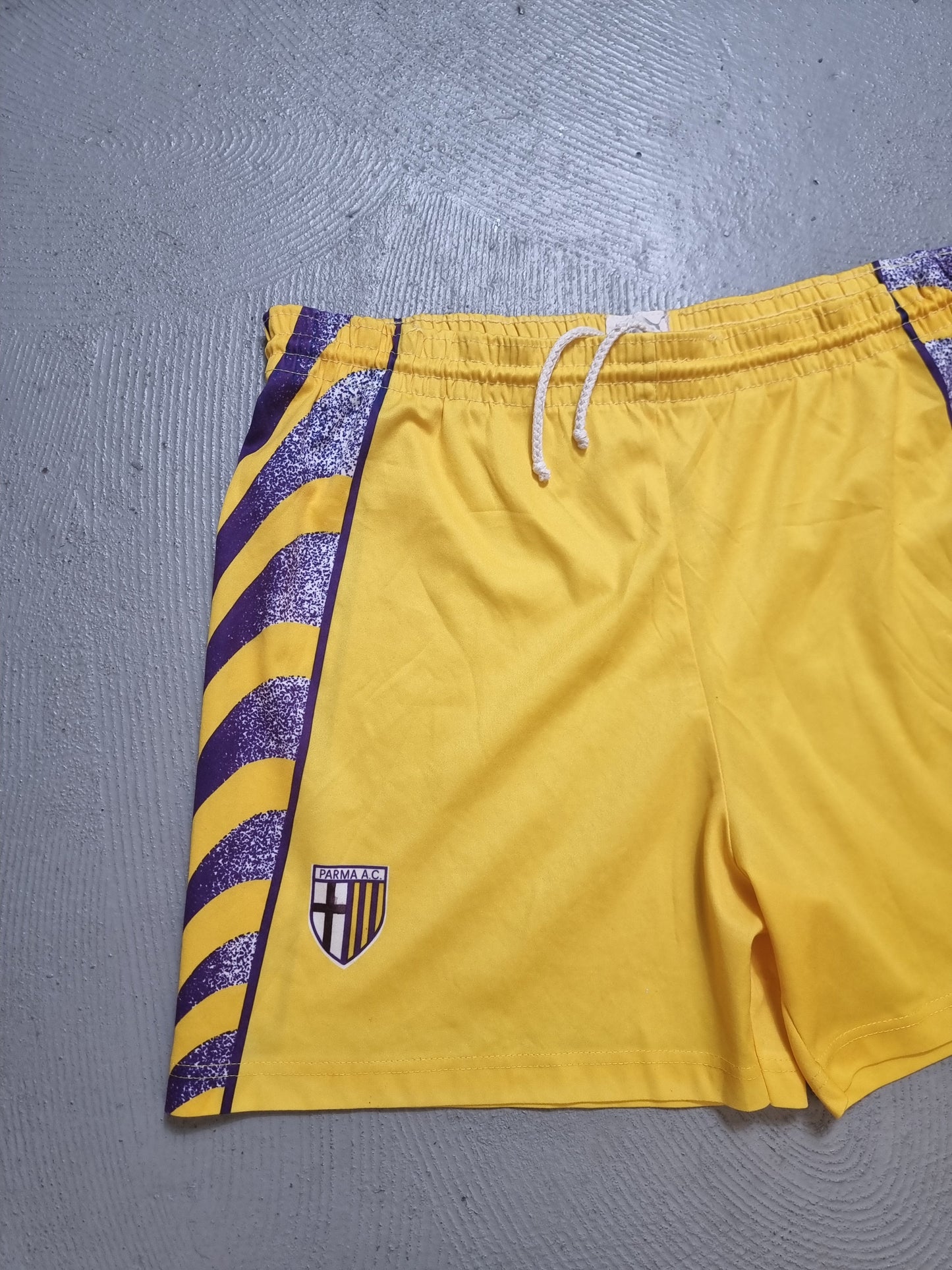Puma Parma 1995/97 Away Shorts Small