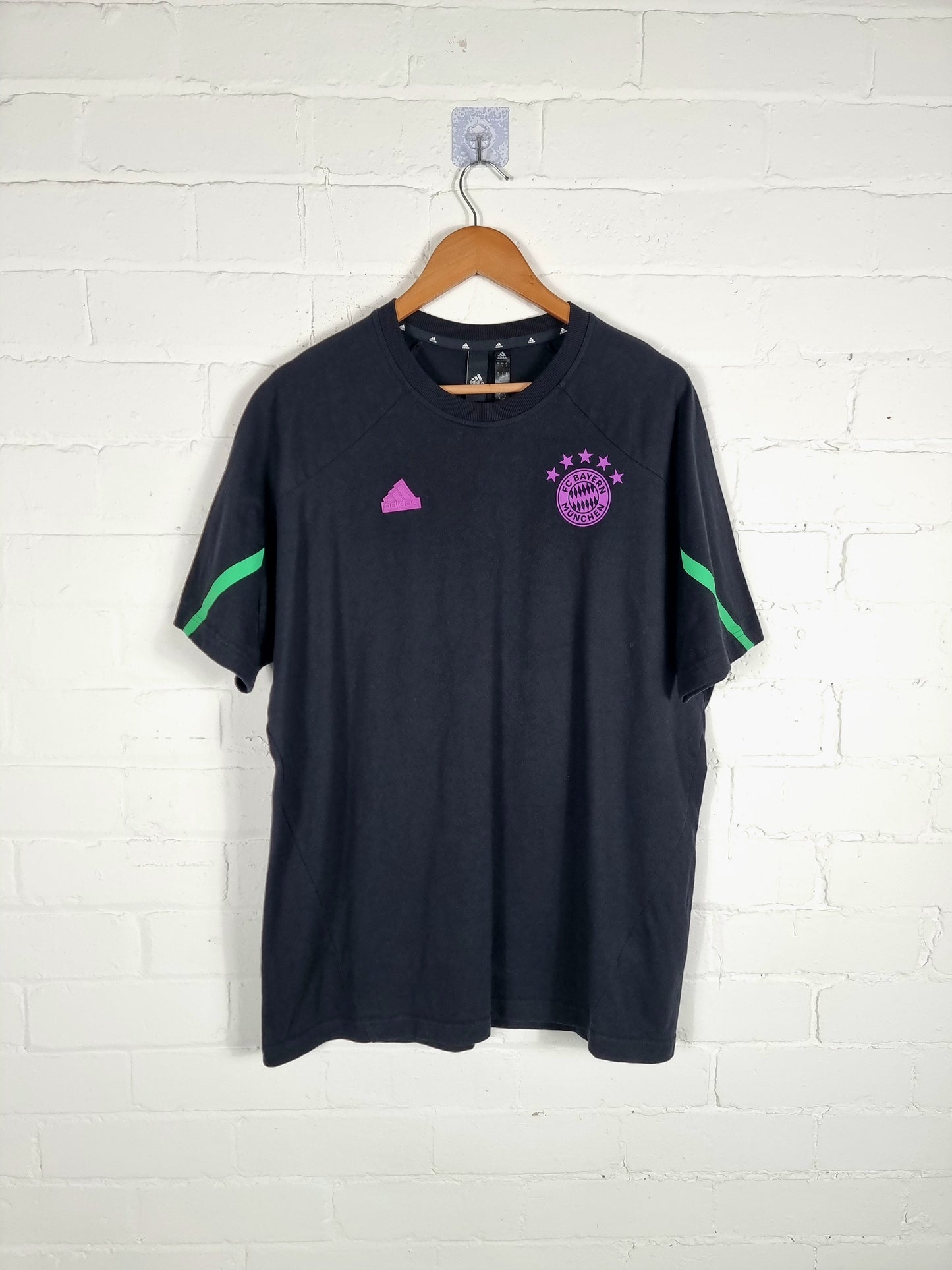 Adidas Bayern Munich 2023/24 Leisure Cotton T-Shirt Large