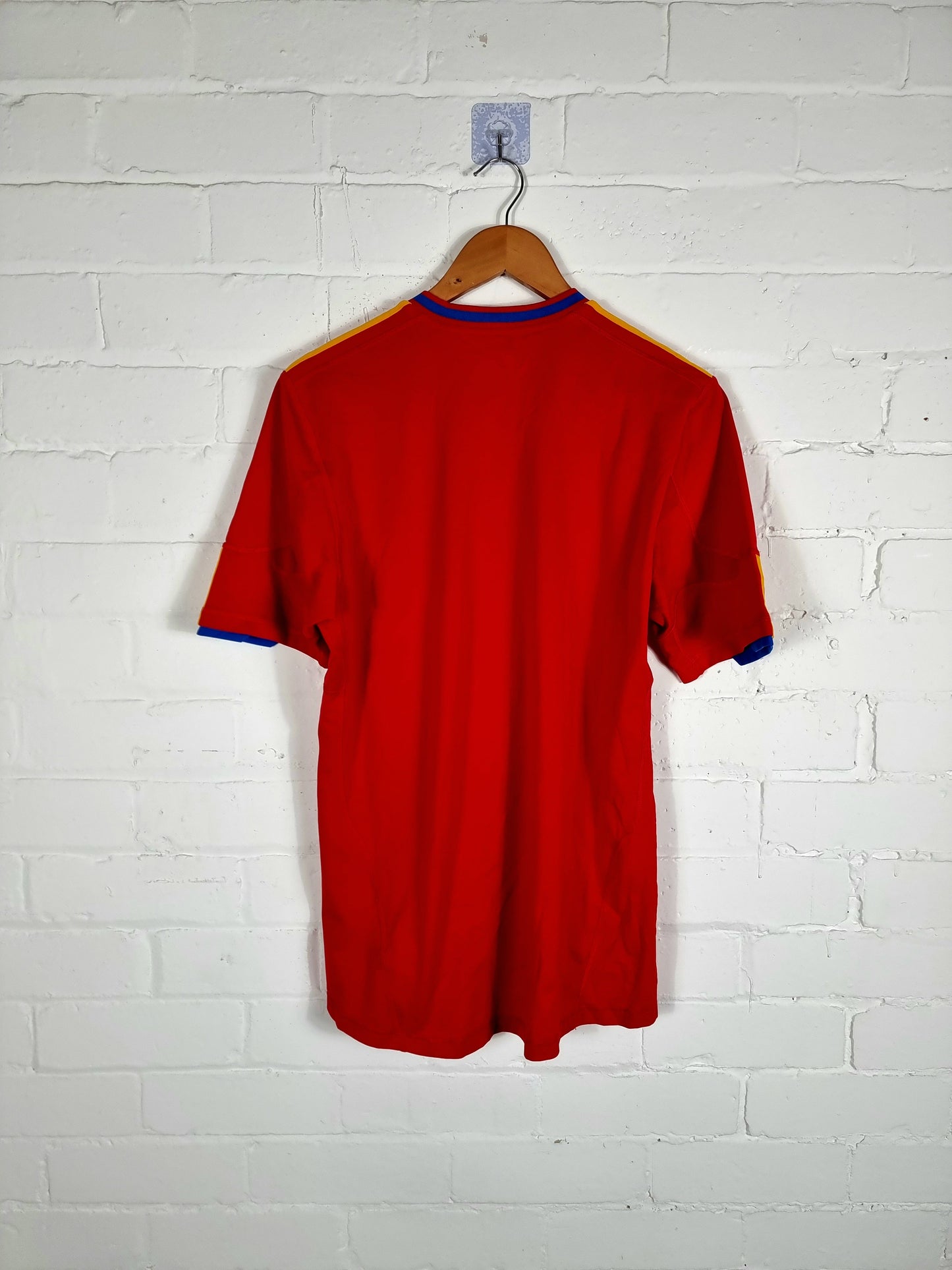 Adidas Spain 2010/11 Home Shirt Medium