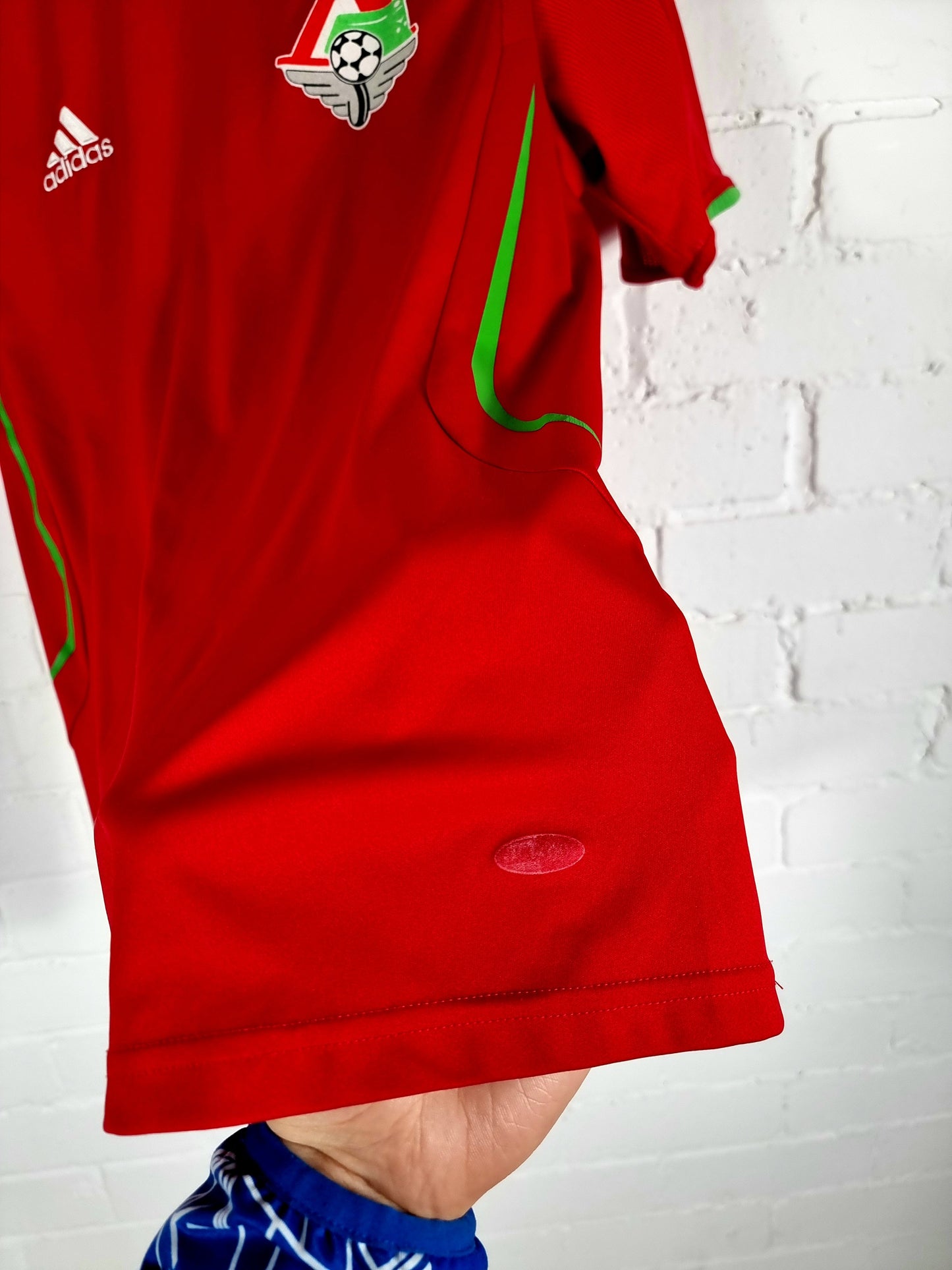 Adidas Lokomotiv Moscow 2009/10 Home Shirt Small