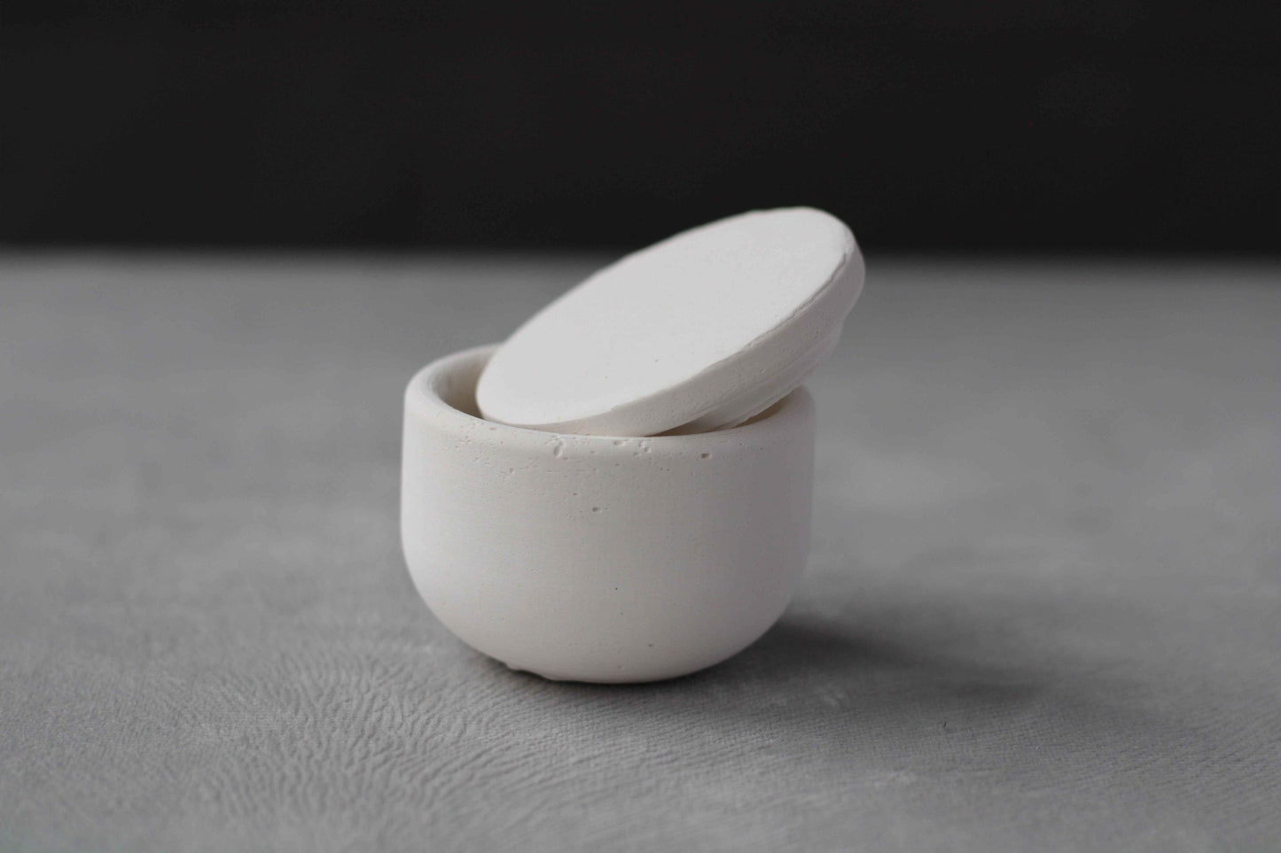 WHITE CONCRETE SMALL JEWELLERY HOLDER, WHITE CONCRETE TEALIGHT HOLDER